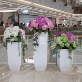 深圳商场玻璃钢美陈组合花盆新颖美观