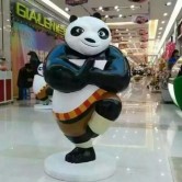 方圳玻璃钢影视熊猫雕塑装饰深圳商场环境