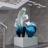 玻璃钢创意花蕊雕塑：现代商业空间的美学点睛之笔