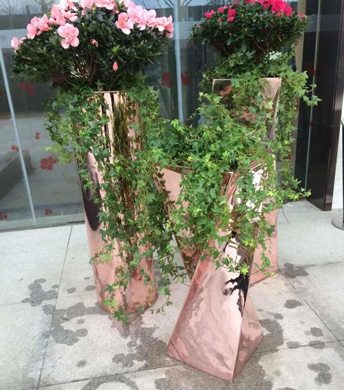 香槟金玻璃钢花器