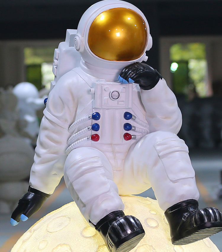 玻璃钢宇航服太空人雕塑